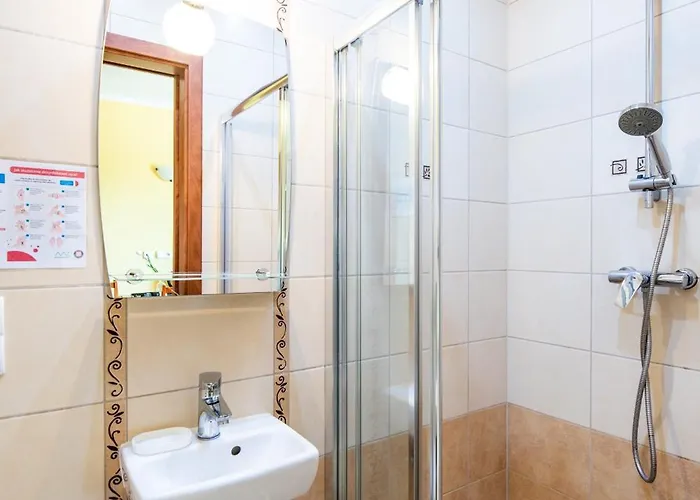 Osrodek Wypoczynkowy Agado 3* 萨比诺瓦